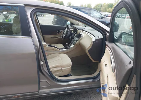 2010 Buick Lacrosse Cx z USA, uszkodzony, nr VIN 1G4GB5EG1AF208636